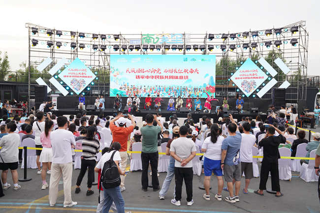2024年南关区文化旅游消夏嘉年华盛大启幕，文艺表演点亮夏日激情
